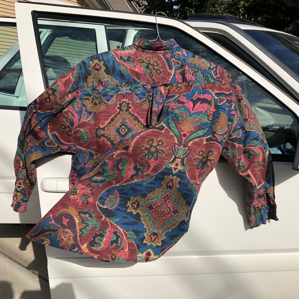 Blouse - Picture 2 of 3